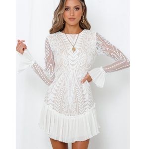 White long sleeve dress